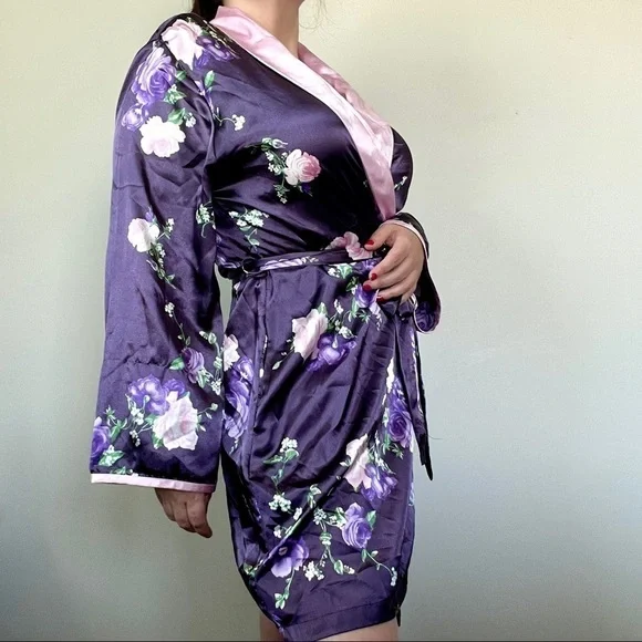 Vintage Jones New York Robe